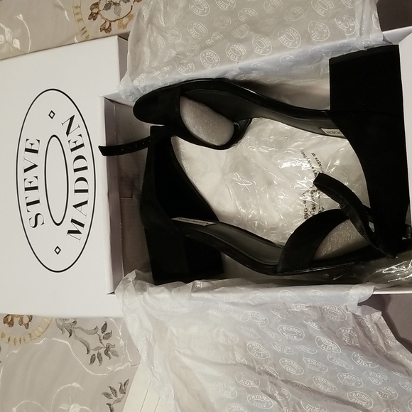 Steve Madden low heel sandals - Picture 3 of 5